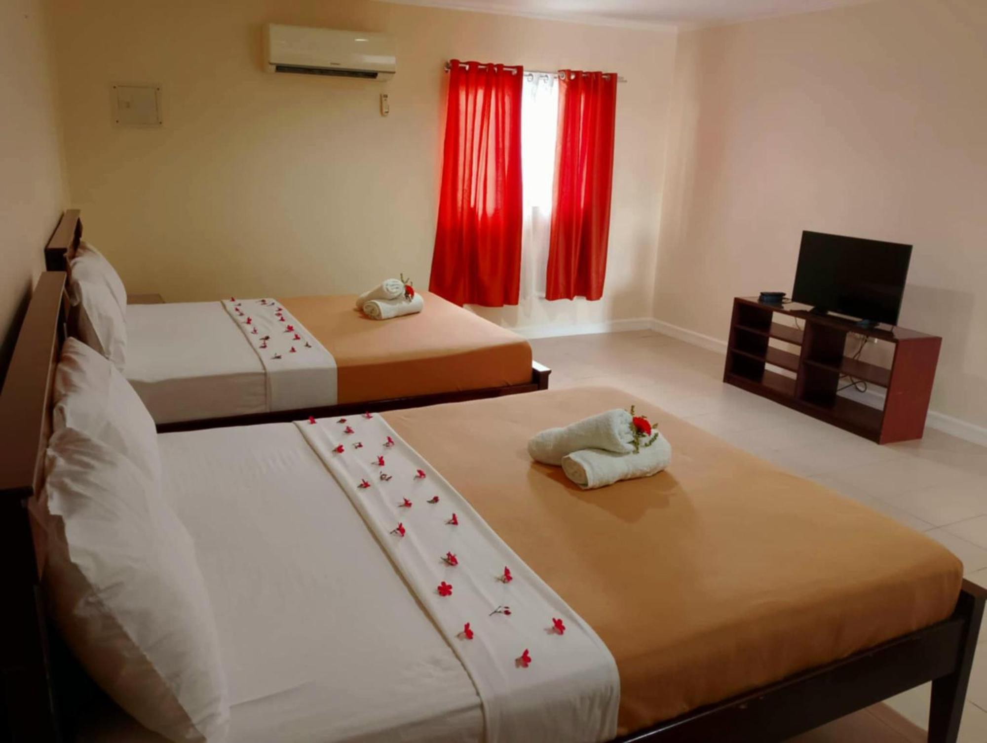 Villa Del Pueblo Inn Panglao-stad Buitenkant foto