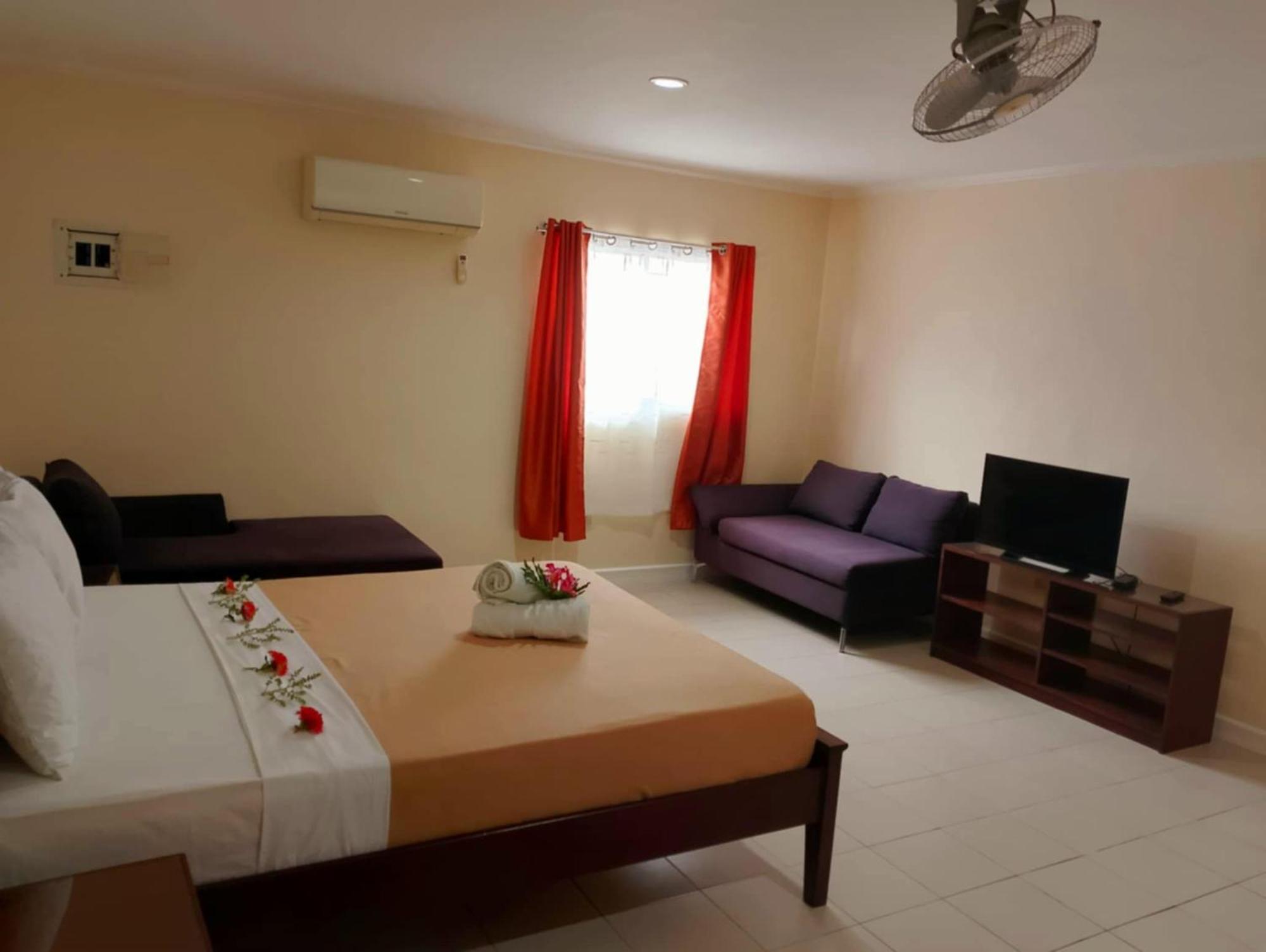 Villa Del Pueblo Inn Panglao-stad Buitenkant foto