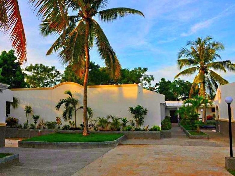 Villa Del Pueblo Inn Panglao-stad Buitenkant foto